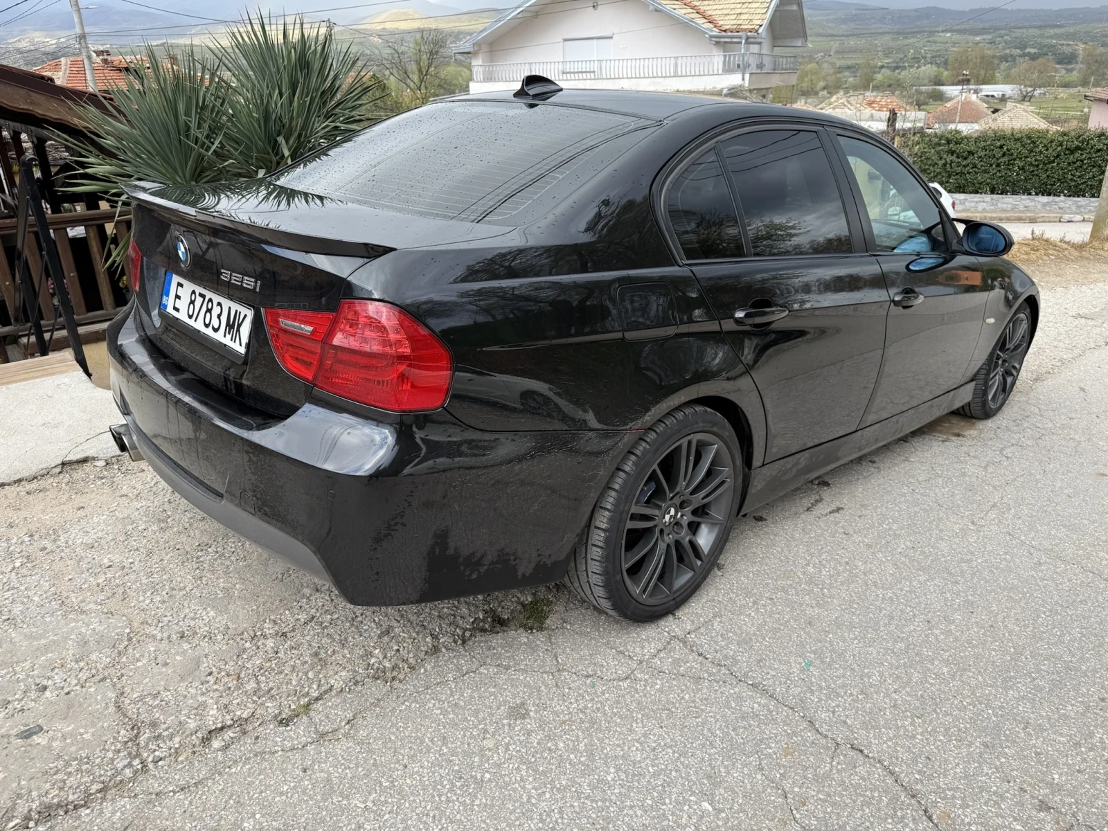 BMW 325 i Газов инж. 6скорости ТОП Алкантар, снимка 6 - Автомобили и джипове - 54102310