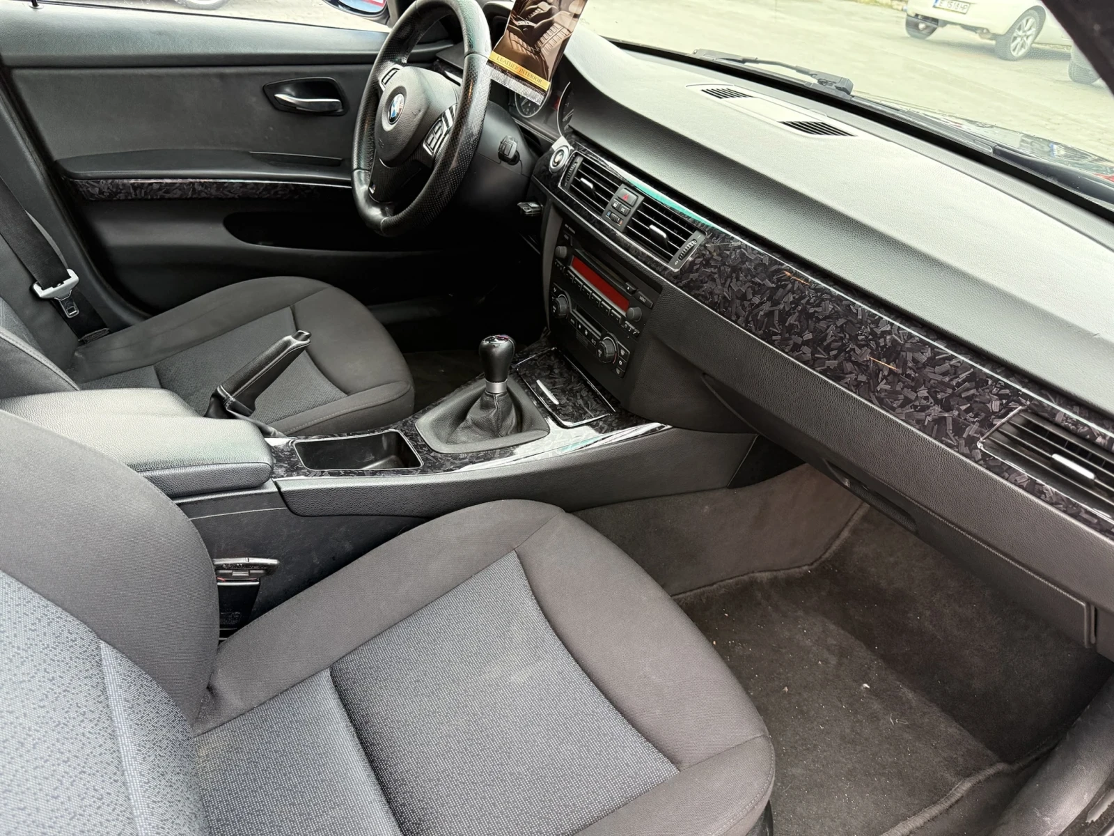 BMW 325 i Газов инж. 6скорости ТОП Алкантар, снимка 12 - Автомобили и джипове - 54102310