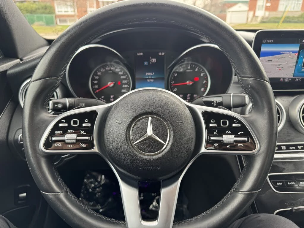 Mercedes-Benz C 300 * АвтоКредит * (ЦЕНА ДО БГ), снимка 13 - Автомобили и джипове - 54206359