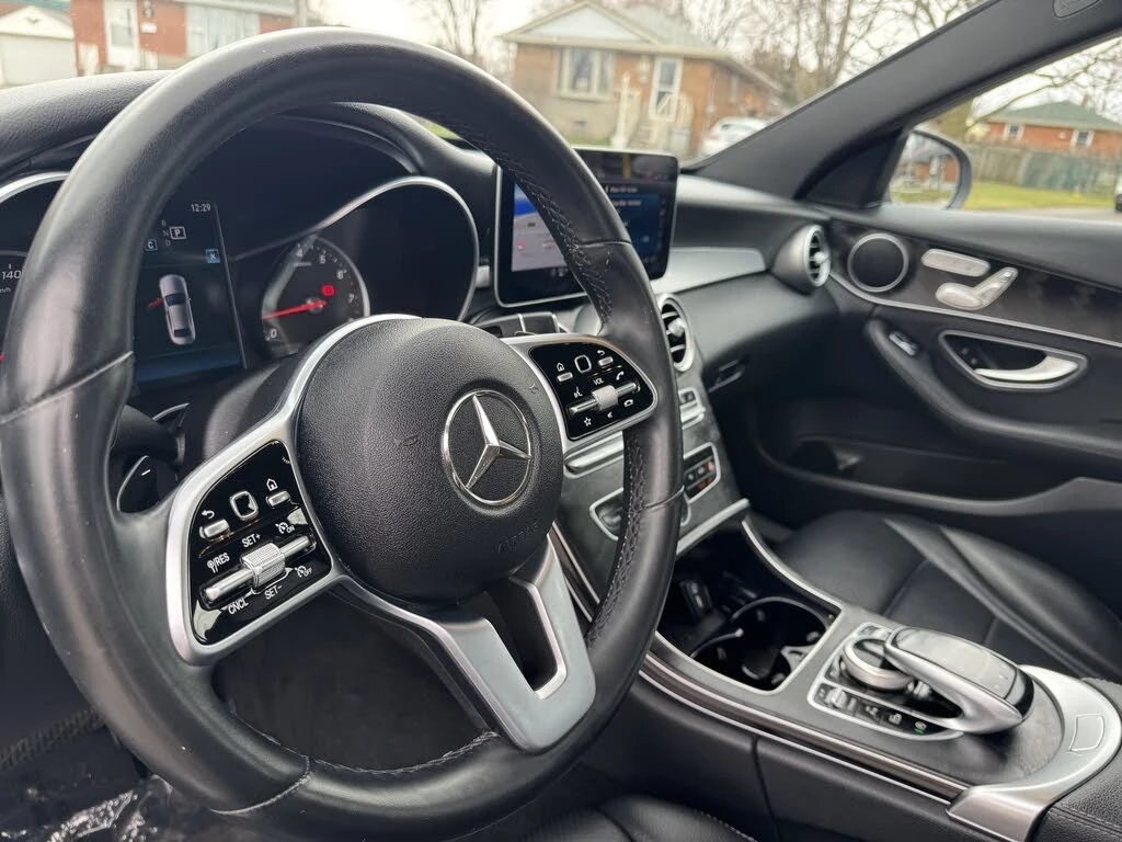 Mercedes-Benz C 300 * АвтоКредит * (ЦЕНА ДО БГ), снимка 12 - Автомобили и джипове - 54206359
