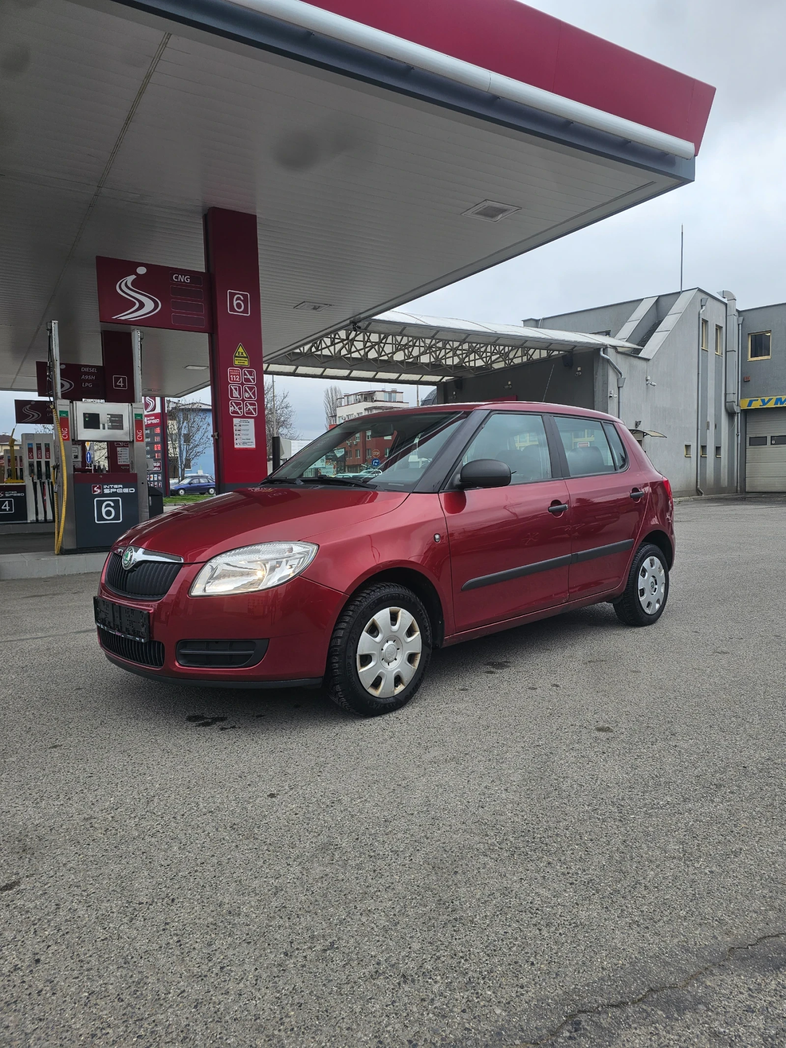 Skoda Fabia 1.4 86hp. 2009g.