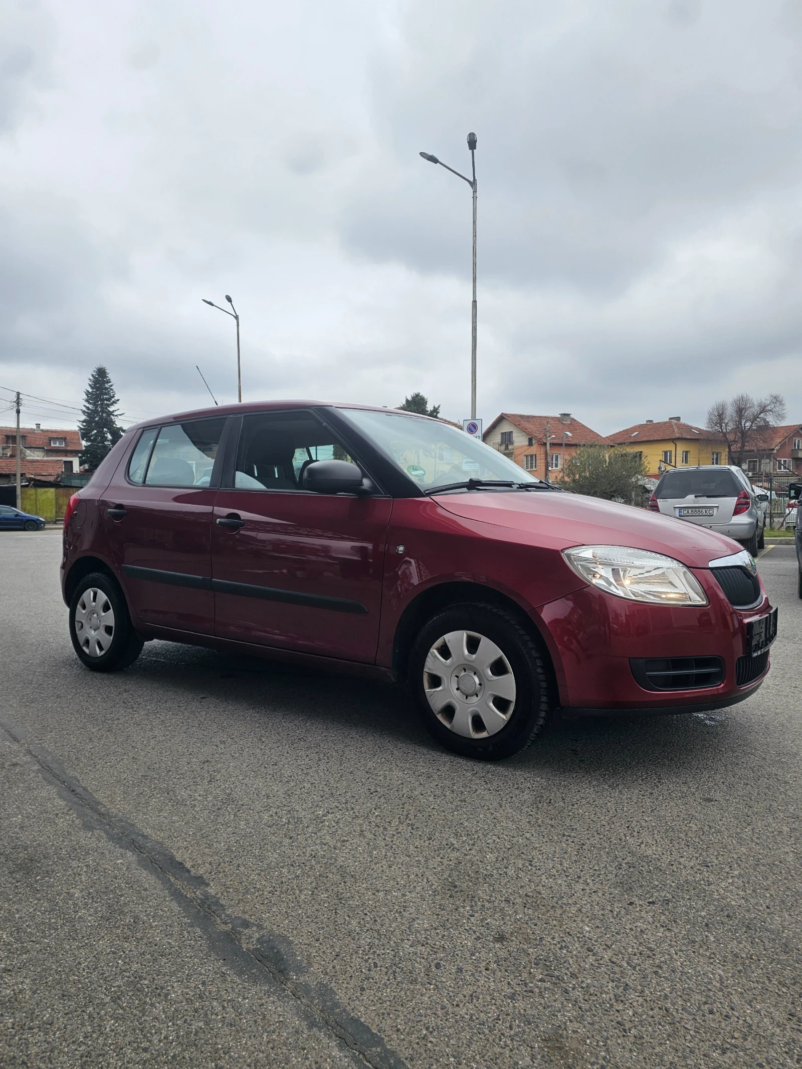Skoda Fabia 1.4 86hp. 2009g., снимка 3 - Автомобили и джипове - 54501711