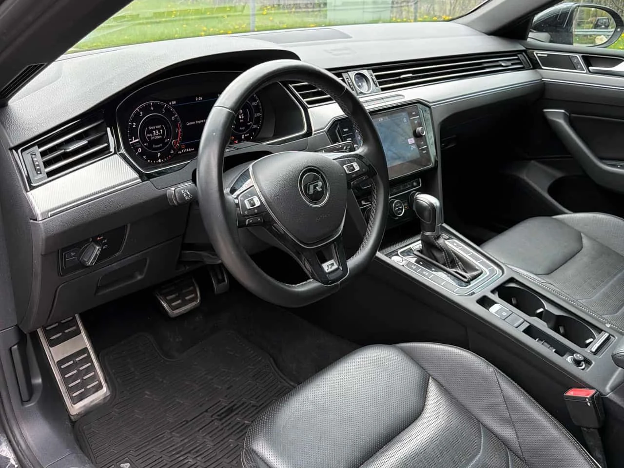 VW Arteon R-LINE /360/DYNAUDIO/ОБДУХВАНЕ, снимка 5 - Автомобили и джипове - 54513540