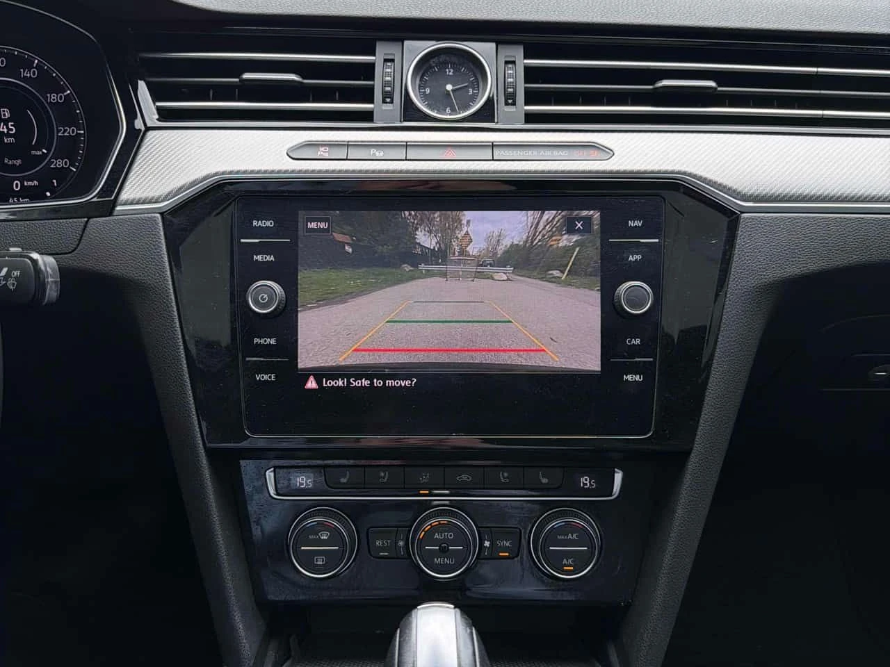 VW Arteon R-LINE /360/DYNAUDIO/ОБДУХВАНЕ, снимка 10 - Автомобили и джипове - 54513540