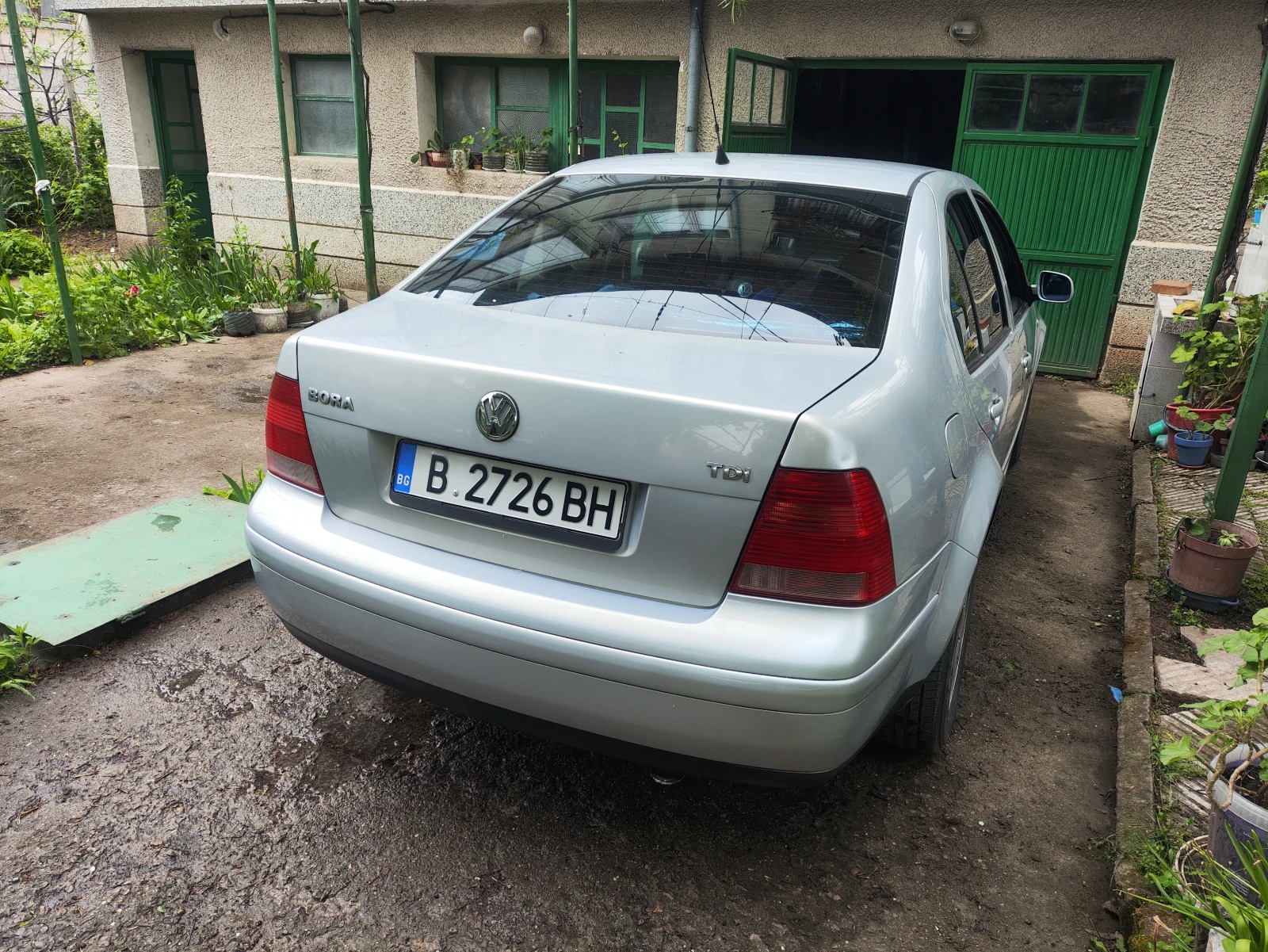VW Bora 1.9 TDI, снимка 5 - Автомобили и джипове - 54623807