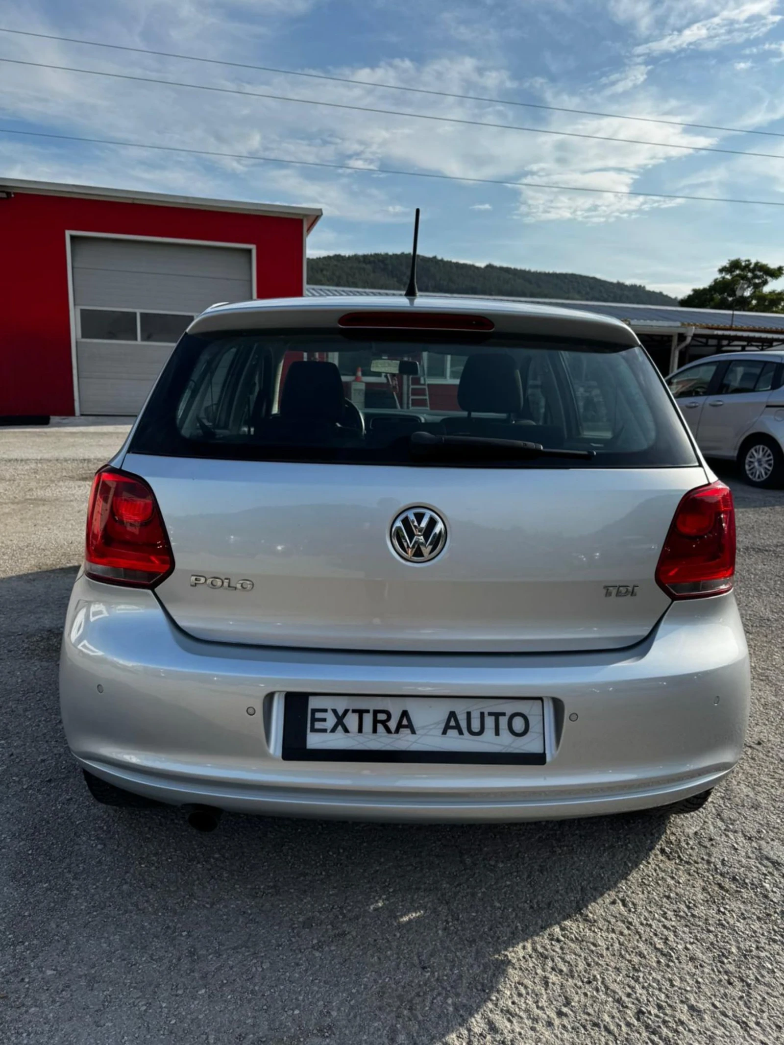 VW Polo 1.6 TDI, АВТОПИЛОТ, ПАРКТРОНИК, МУЛТИВОЛАН, снимка 3 - Автомобили и джипове - 54757977