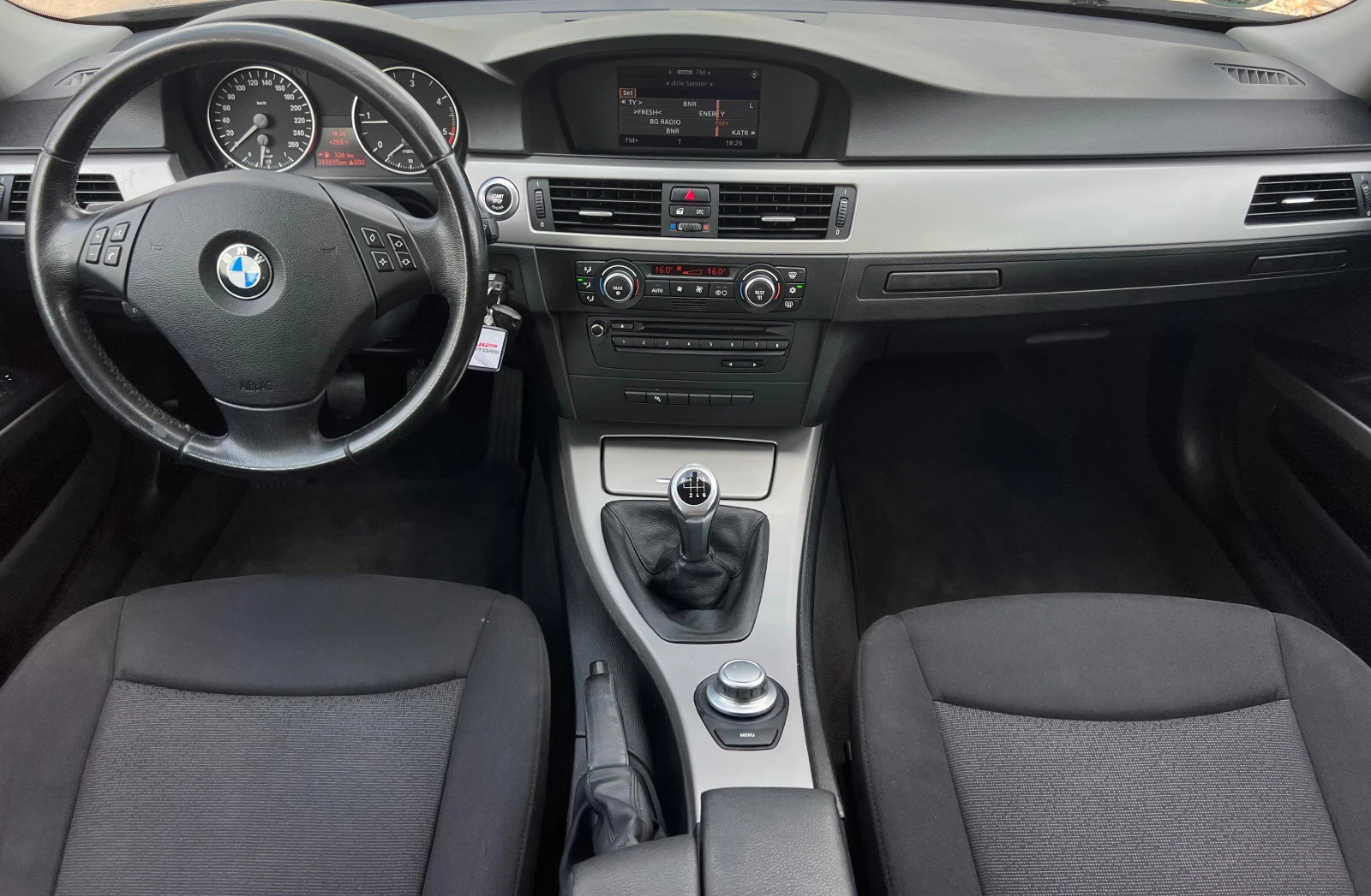 BMW 320 d NAVI/163кс/KLIMATRONIK/6sk/UNIKAT, снимка 15 - Автомобили и джипове - 54829823