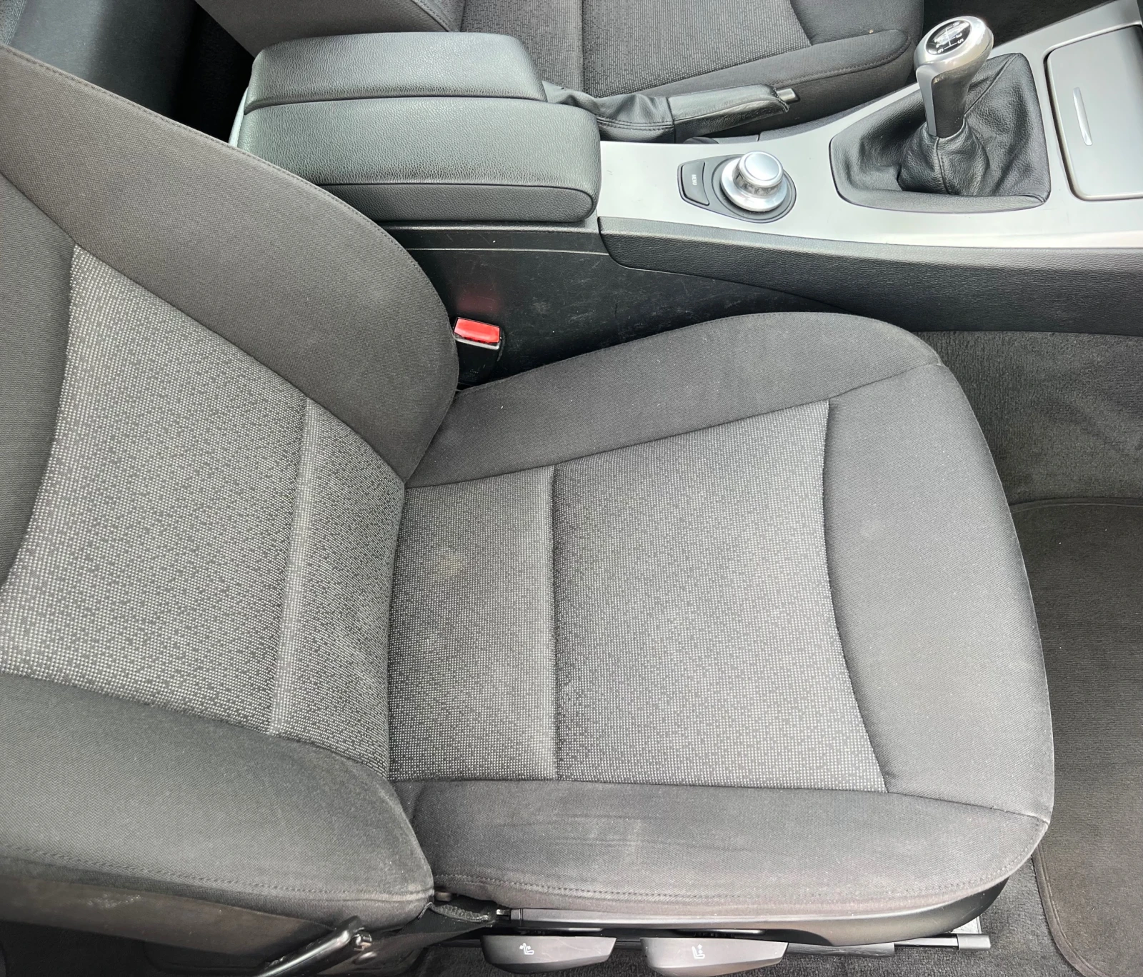 BMW 320 d NAVI/163кс/KLIMATRONIK/6sk/UNIKAT, снимка 14 - Автомобили и джипове - 54829823