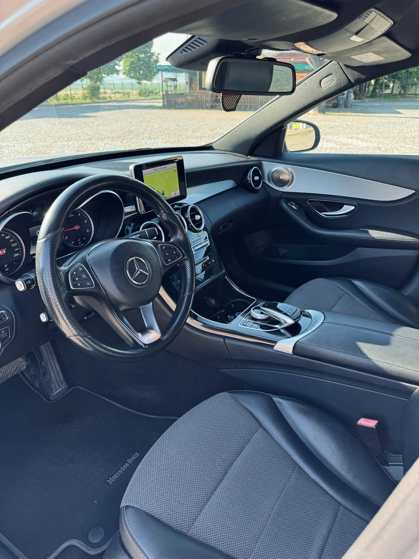 Mercedes-Benz C 220, снимка 7 - Автомобили и джипове - 55534036