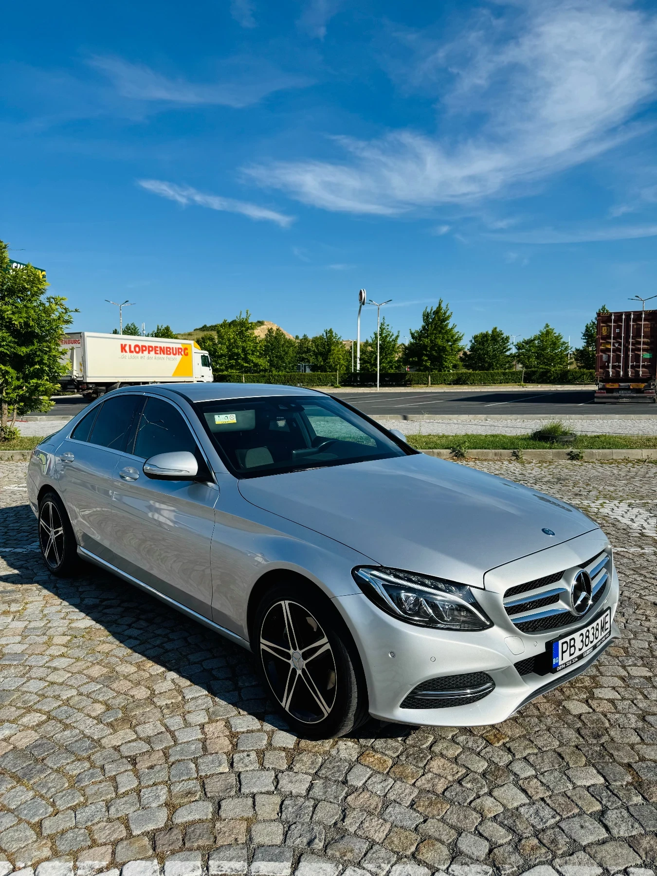 Mercedes-Benz C 220, снимка 6 - Автомобили и джипове - 55534036