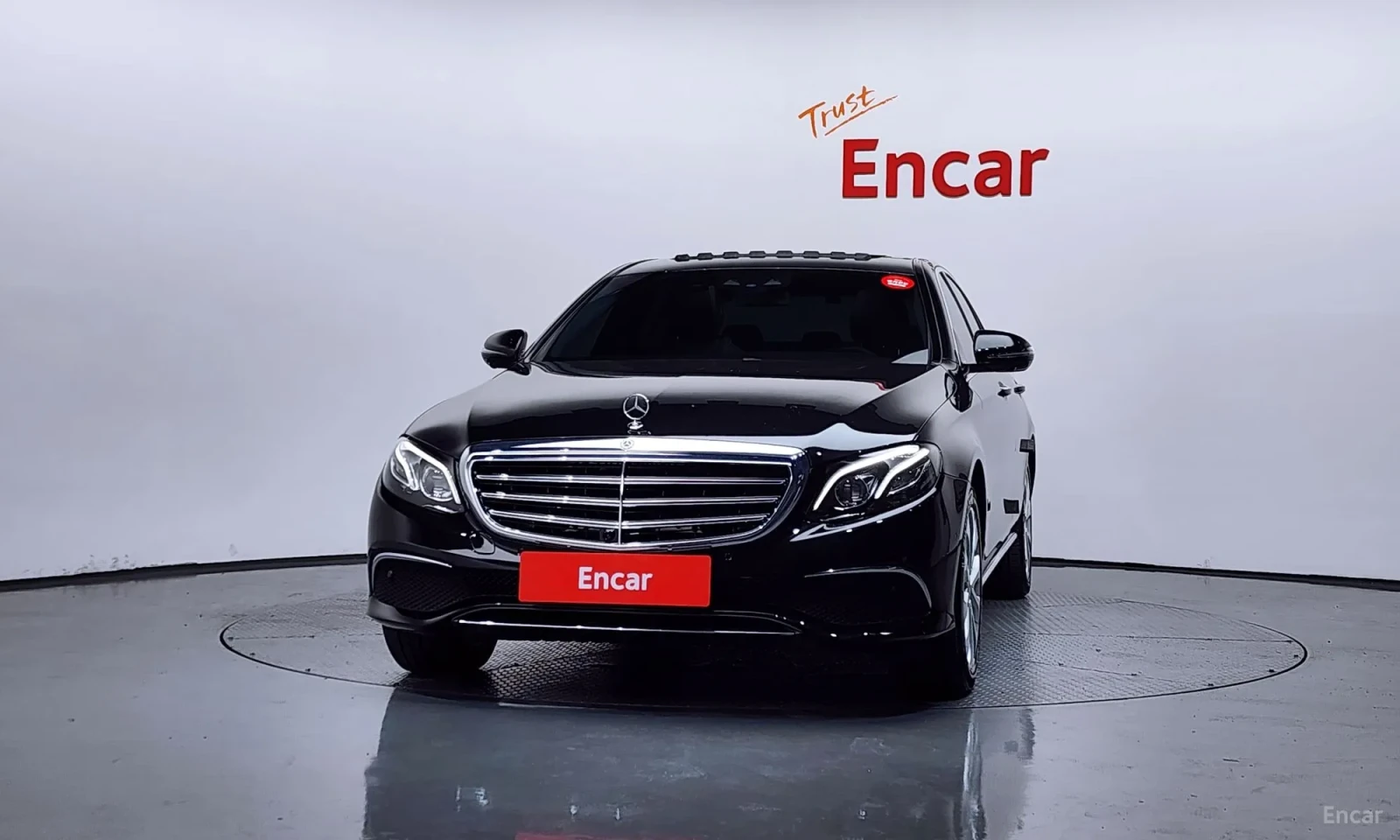 Mercedes-Benz E 300, снимка 3 - Автомобили и джипове - 55406804