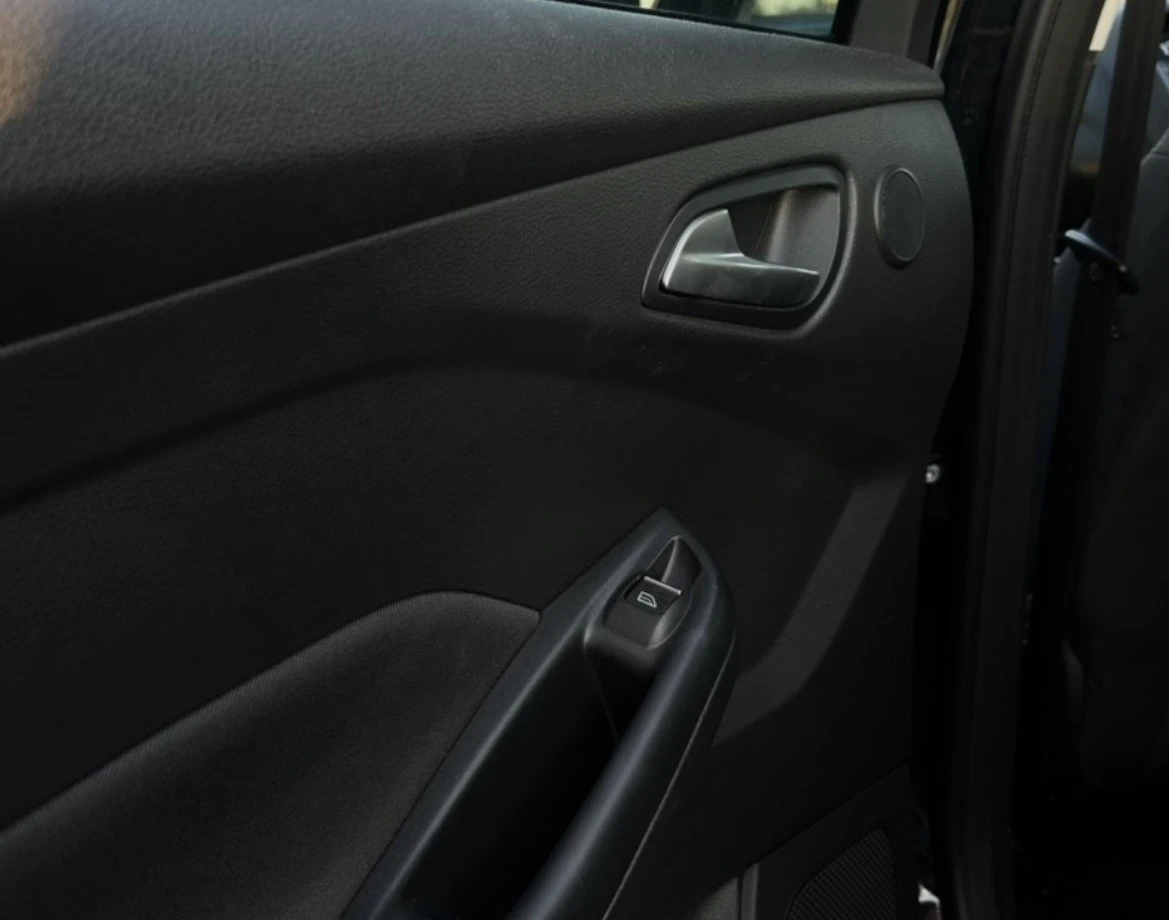 Ford Focus ECOBOOST 1.0, снимка 16 - Автомобили и джипове - 55863404