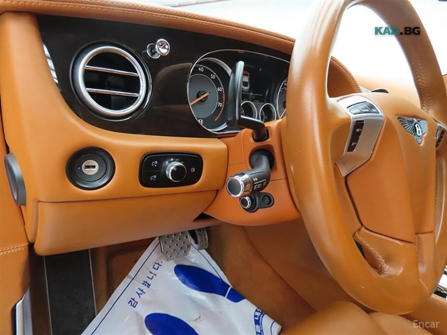 Bentley Continental 4.0 GT* КОЖА* ОБДУХВ* НАВИ* МАСАЖИ, снимка 14 - Автомобили и джипове - 55906063