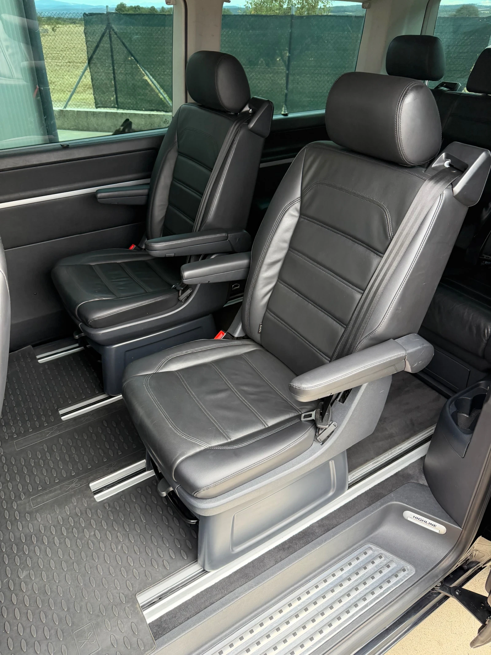 VW Multivan 2.0 TDI 4x4 , снимка 8 - Автомобили и джипове - 56202484