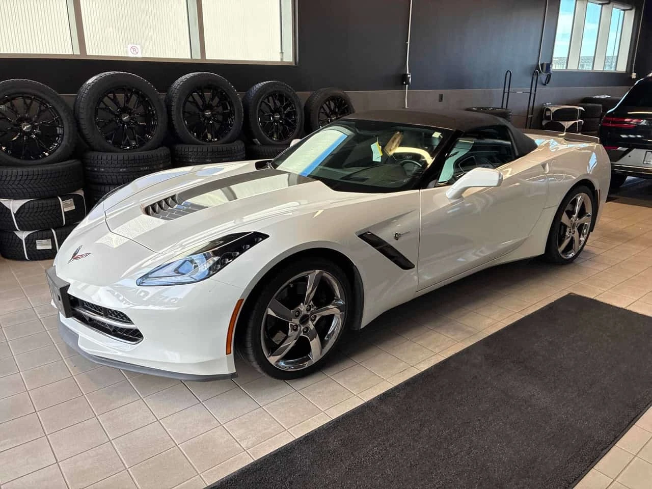 Chevrolet Corvette * Z51 3LT * CARFAX * БЕЗ ПЪРВОНАЧАЛНА ВНОСКА, снимка 2 - Автомобили и джипове - 56233522