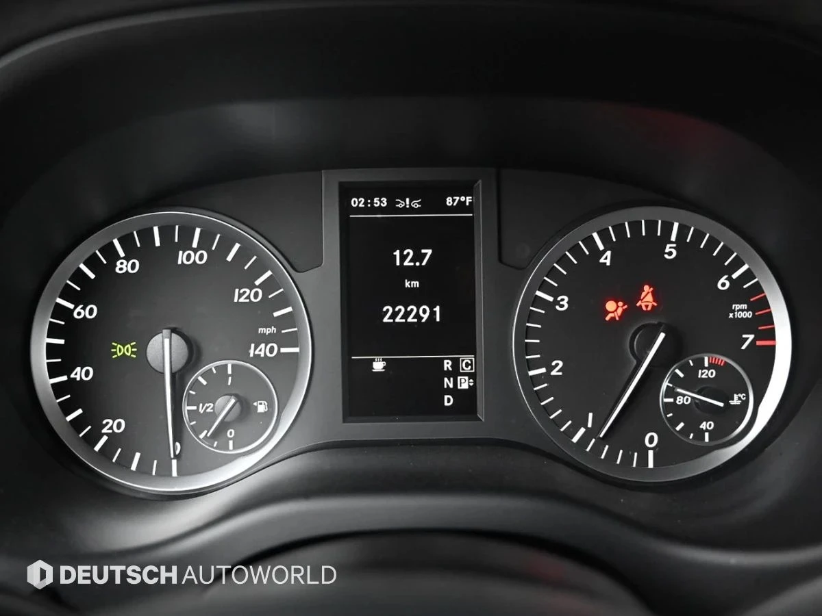 Mercedes-Benz V 300, снимка 8 - Автомобили и джипове - 56689663