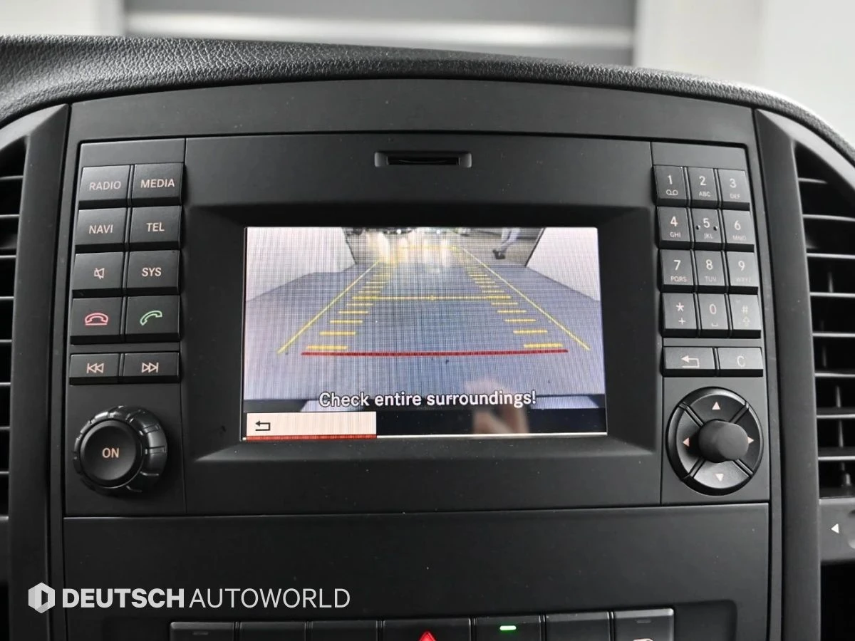 Mercedes-Benz V 300, снимка 15 - Автомобили и джипове - 56689663