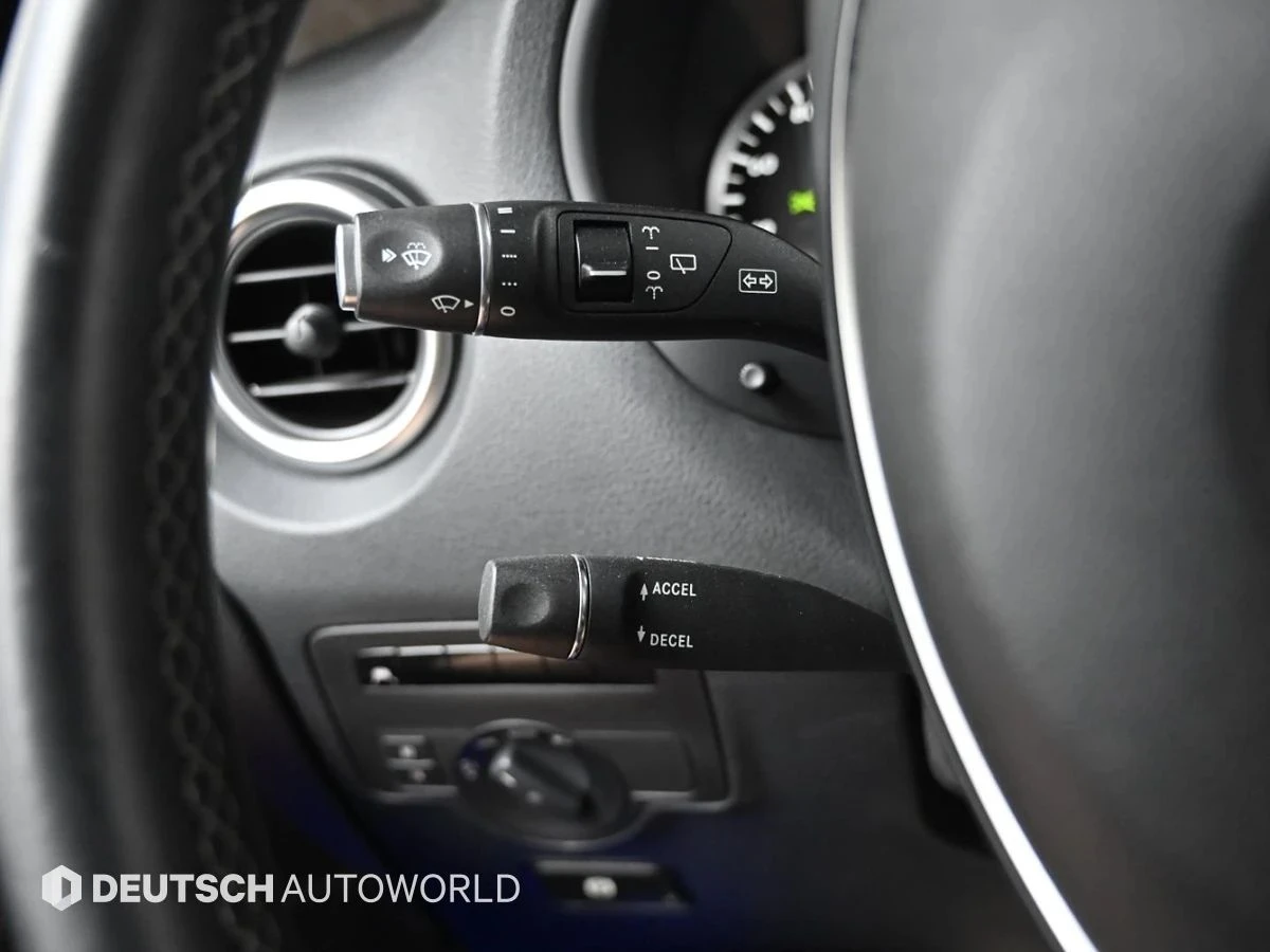Mercedes-Benz V 300, снимка 16 - Автомобили и джипове - 56689663