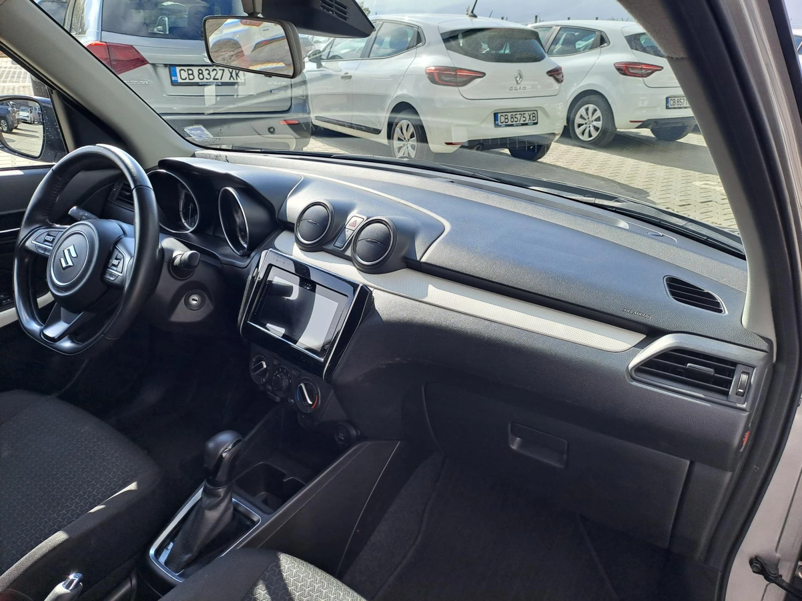 Suzuki Swift 1.2 GL+ Mild Hybrid Automatic, снимка 13 - Автомобили и джипове - 56746933