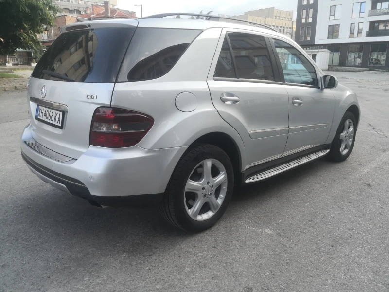 Mercedes-Benz ML 320 3.0 CDI, снимка 6 - Автомобили и джипове - 48486279