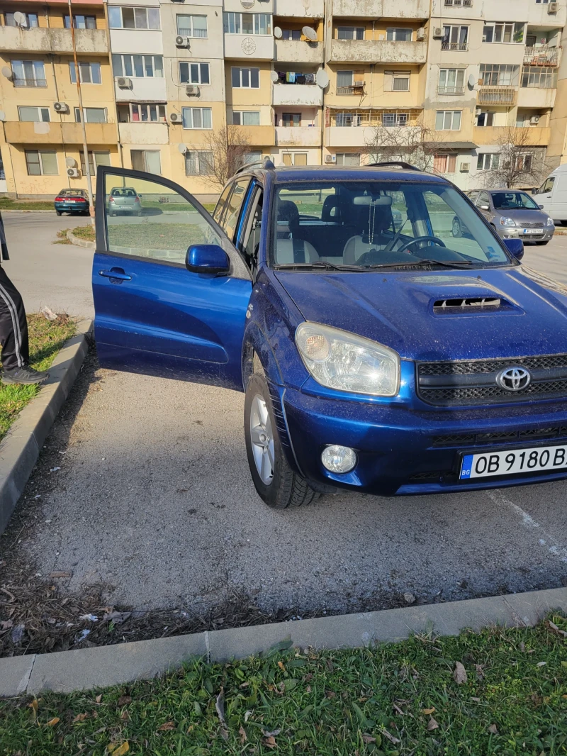 Toyota Rav4, снимка 1 - Автомобили и джипове - 48678248