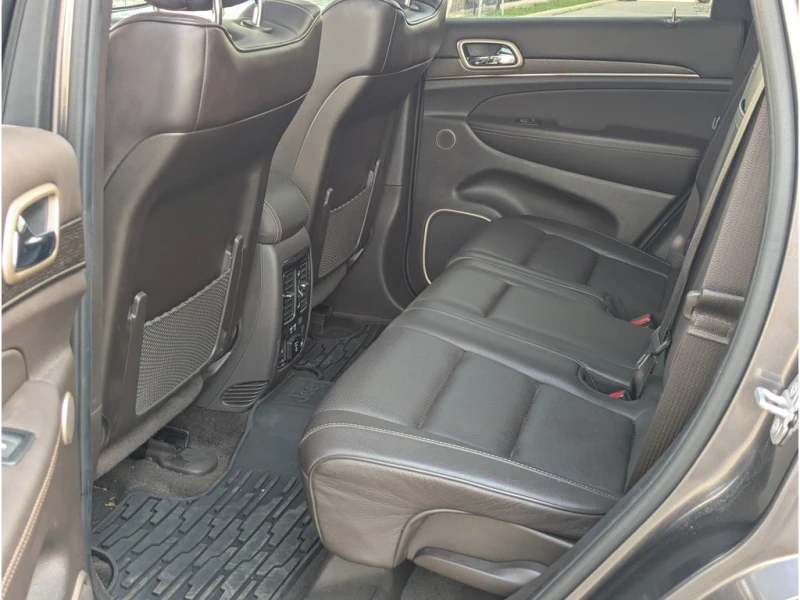 Jeep Grand cherokee * SUMMIT* 5.7 AWD* H&K* PODGREV* OBDUHVANE* PANO* , снимка 11 - Автомобили и джипове - 52839016