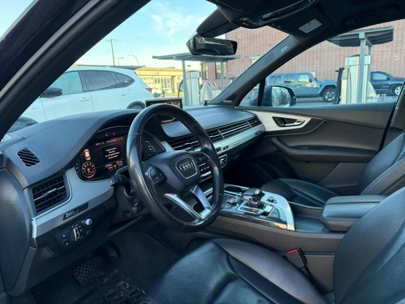Audi Q7 * quattro 4dr 3.0T Technik * CARFAX * БЕЗ ПЪРВОНАЧ, снимка 5 - Автомобили и джипове - 53128854