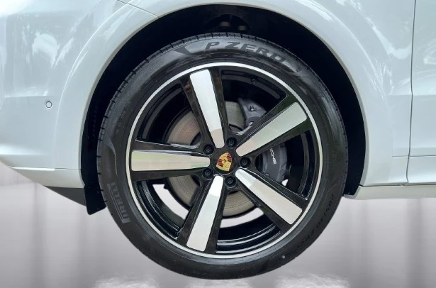 Porsche Cayenne E-Hybrid = SportDesign = Гаранция, снимка 5 - Автомобили и джипове - 53523864