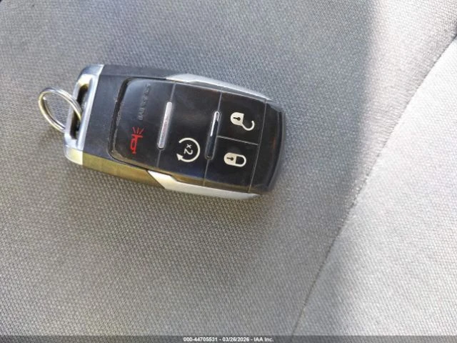 Dodge RAM 2500 BIG* HORN* 4X4* V8* 6.4* , снимка 13 - Автомобили и джипове - 54269519