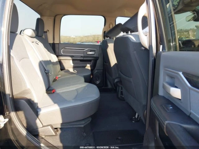 Dodge RAM 2500 BIG* HORN* 4X4* V8* 6.4* , снимка 11 - Автомобили и джипове - 54269519