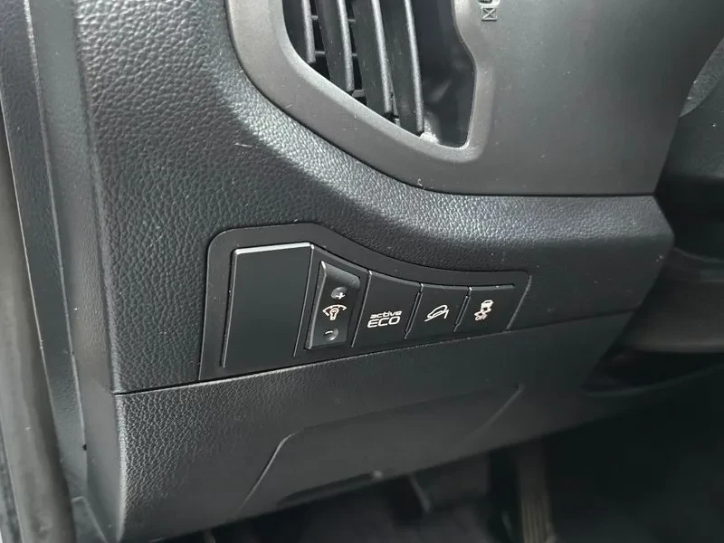 Kia Sportage R Diesel 2Wd Tlx Top-Of-The-Line Model, снимка 16 - Автомобили и джипове - 55948132