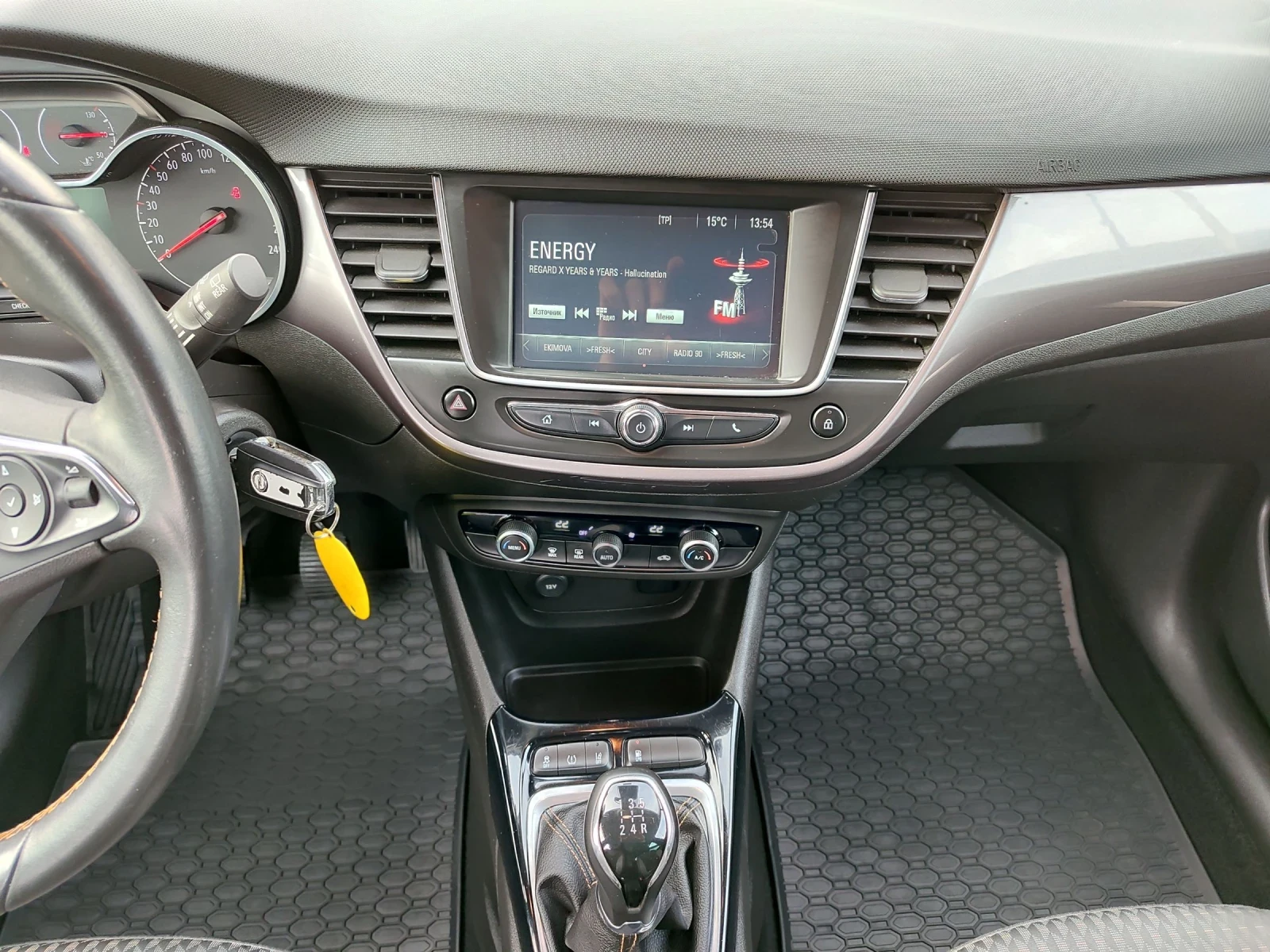 Opel Crossland X 1.2 BENZ/LPG - изображение 10