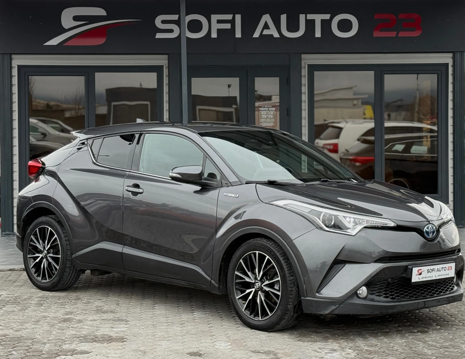 Toyota C-HR 1.8 HYBRID - изображение 2