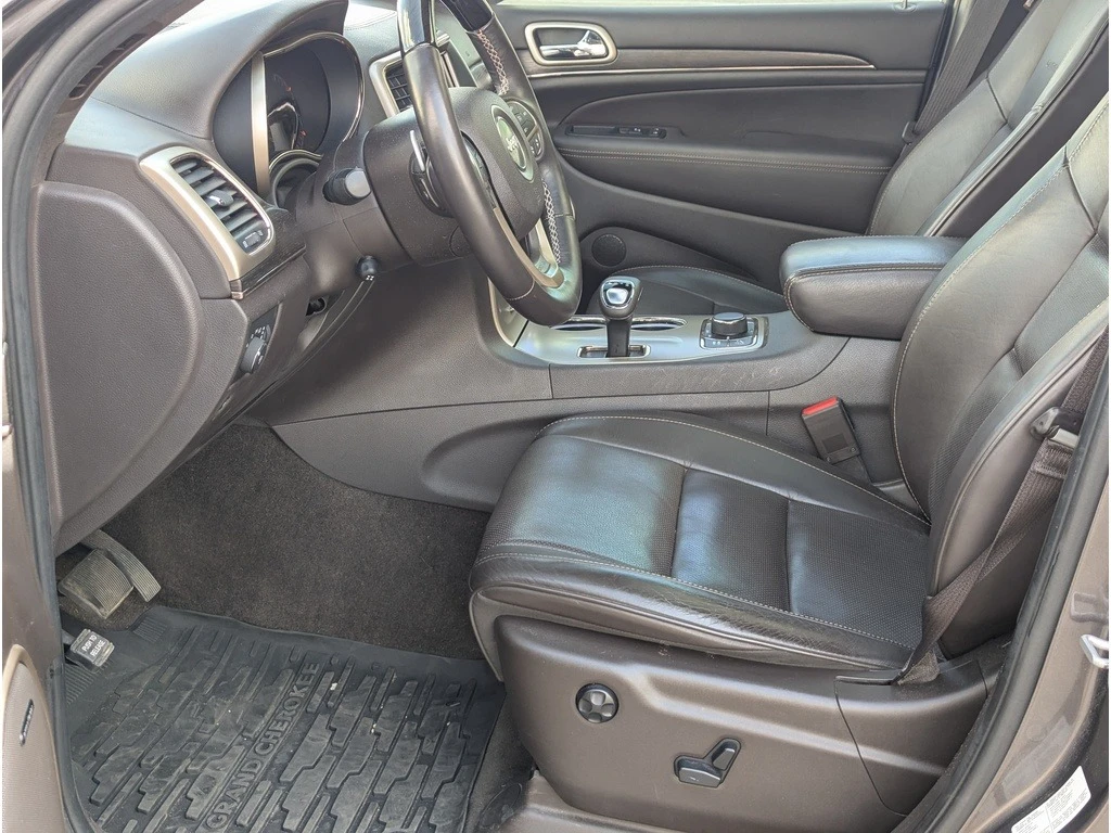 Jeep Grand cherokee * SUMMIT* 5.7 AWD* H&K* PODGREV* OBDUHVANE* PANO*  - изображение 10