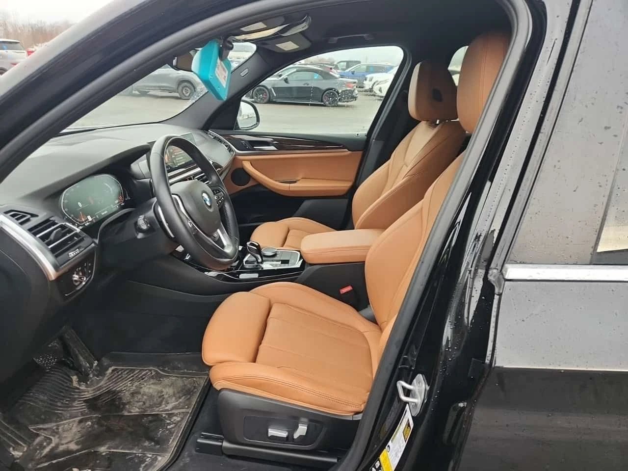 BMW X3  XDRIVE30I * ОБДУХВАНЕ* LANE ASSIST* CARFAX *  - изображение 8