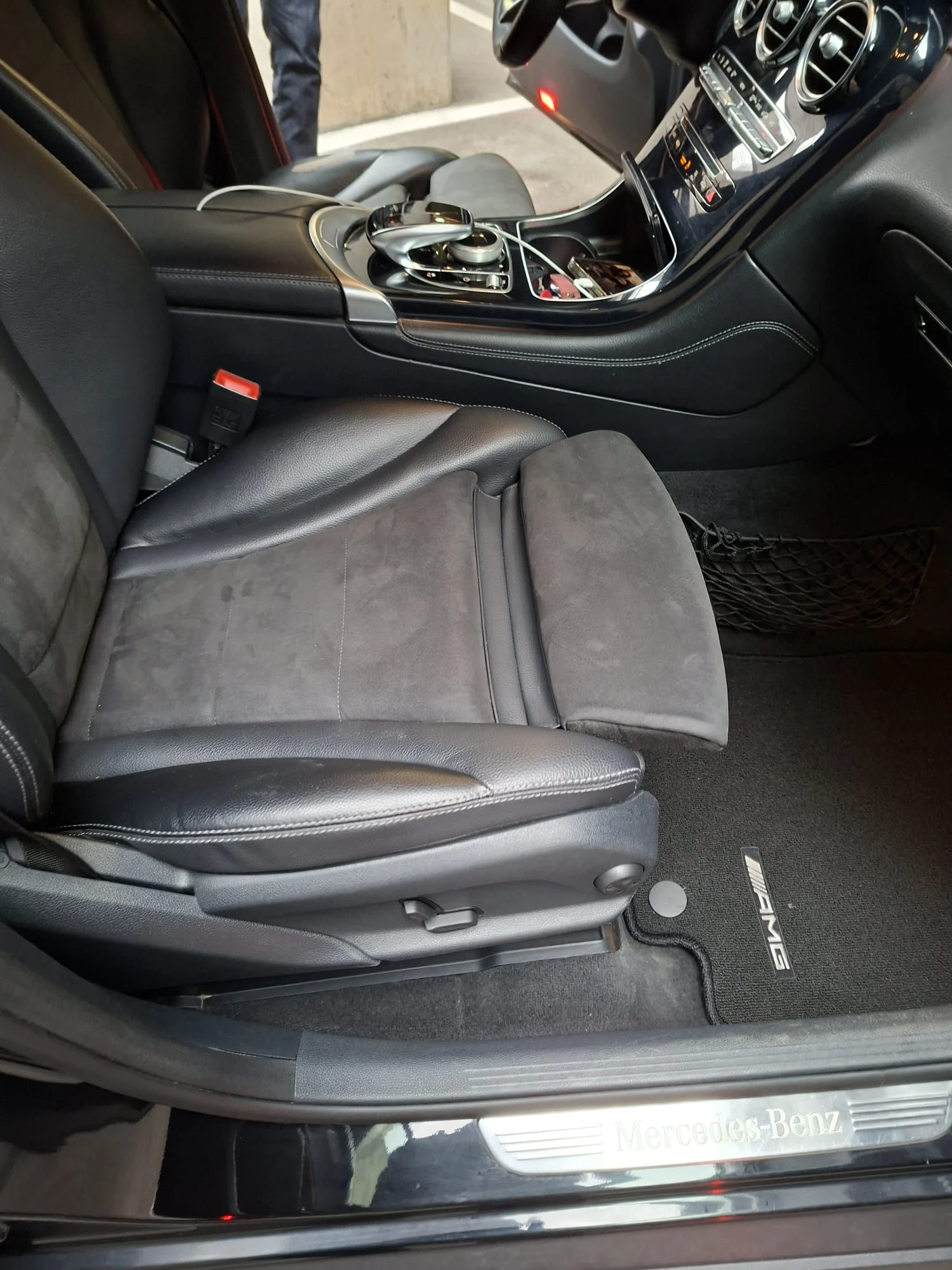 Mercedes-Benz GLC 220 D 4MATIC, снимка 14 - Автомобили и джипове - 53913949