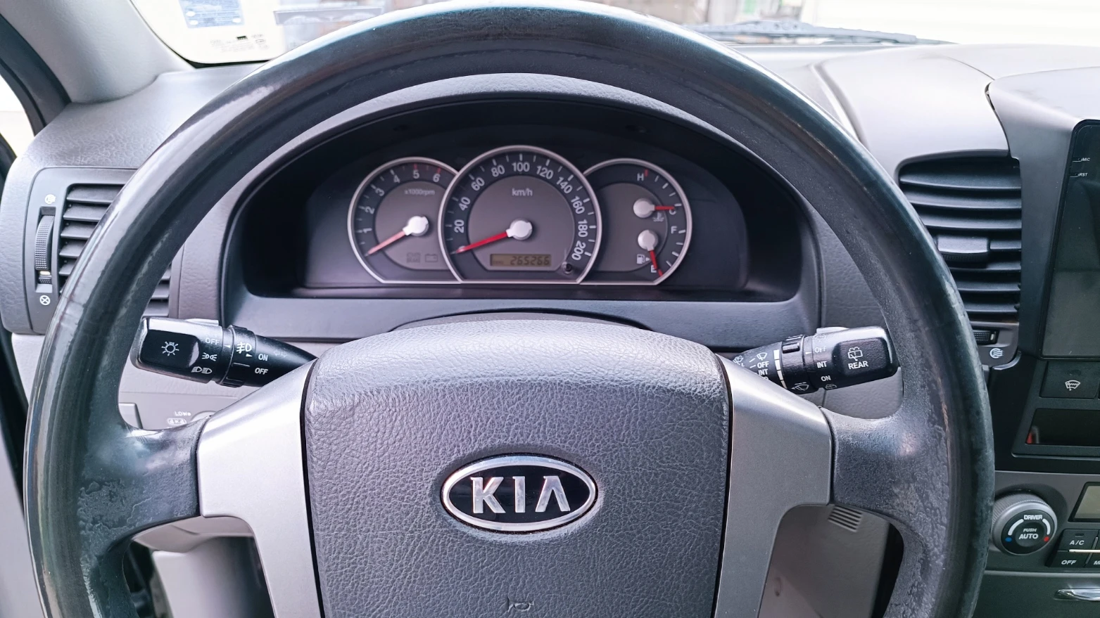 Kia Sorento 2.5 CRDi EX, снимка 9 - Автомобили и джипове - 53936846