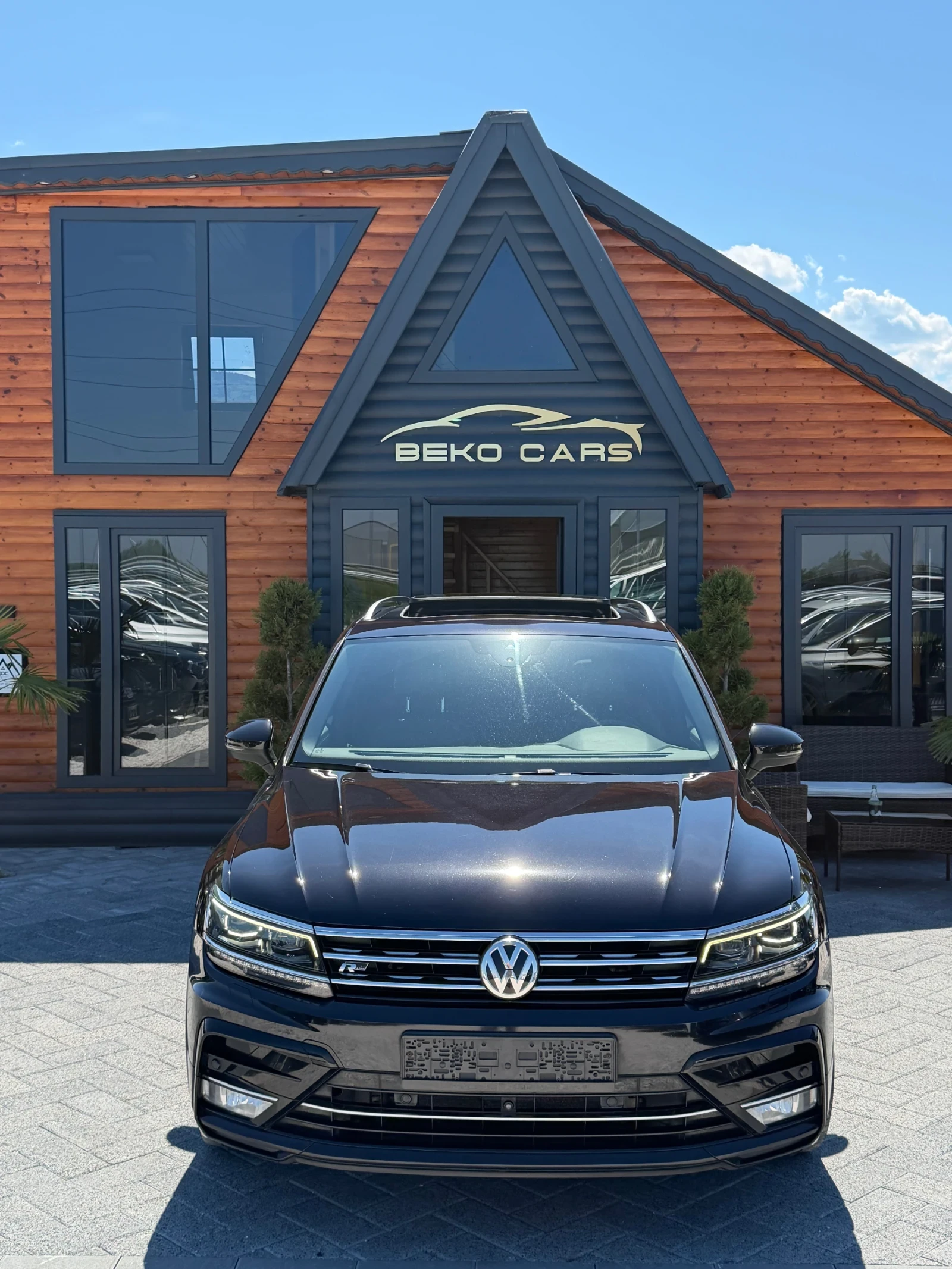 VW Tiguan R-line/4-motion/360/Нов внос от Белгия!, снимка 2 - Автомобили и джипове - 54442326