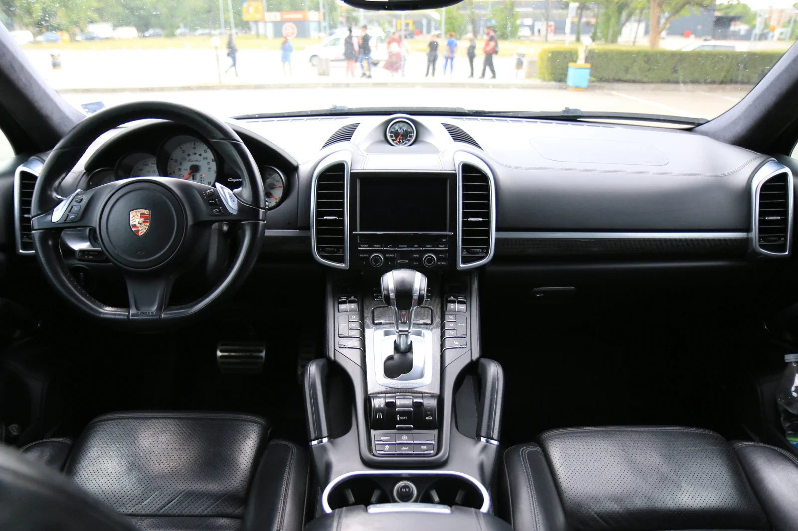 Porsche Cayenne, снимка 8 - Автомобили и джипове - 54664051