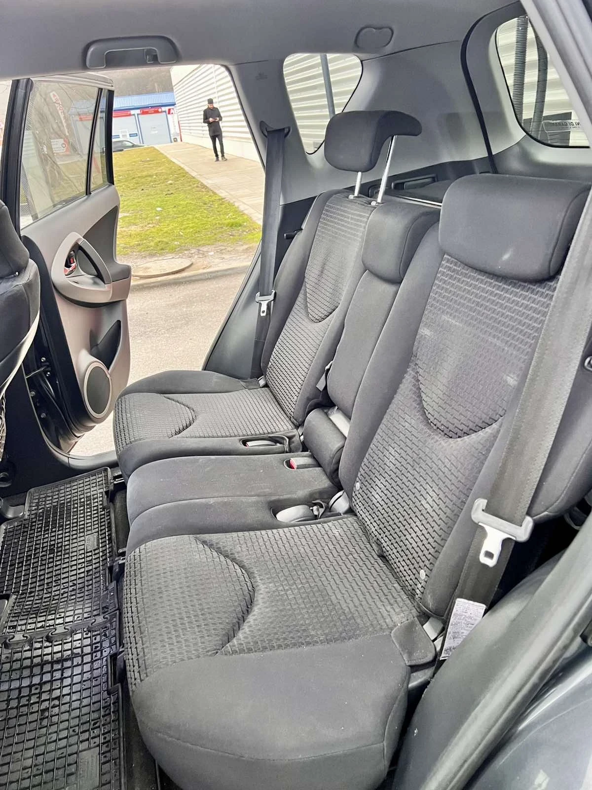 Toyota Rav4 | Mobile.bg � ����������� 7