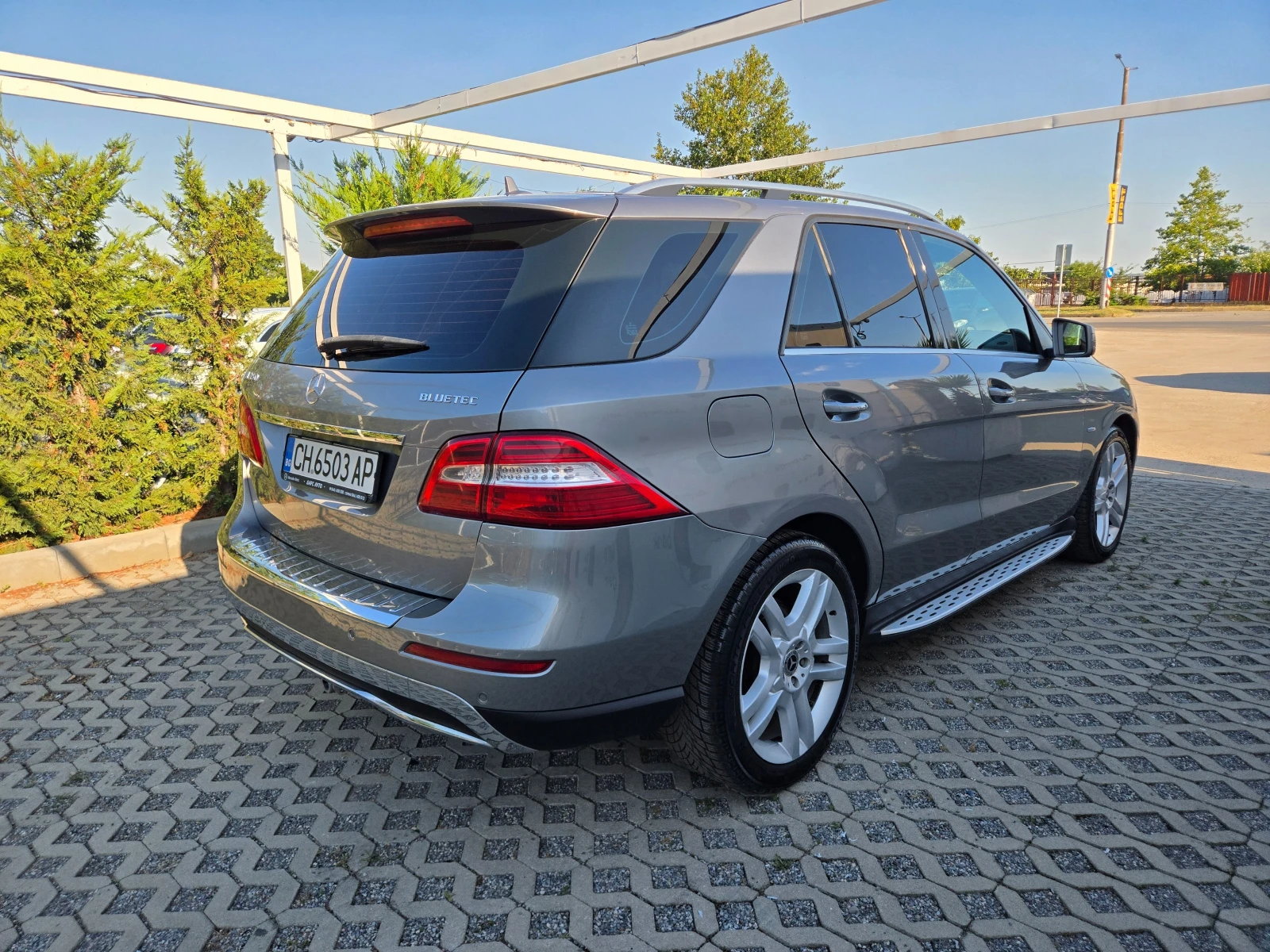 Mercedes-Benz ML 350 3.0CDI-258кс= SPORT EDITION= 4MATIC= NAVI= КСЕНОН, снимка 3 - Автомобили и джипове - 55495302