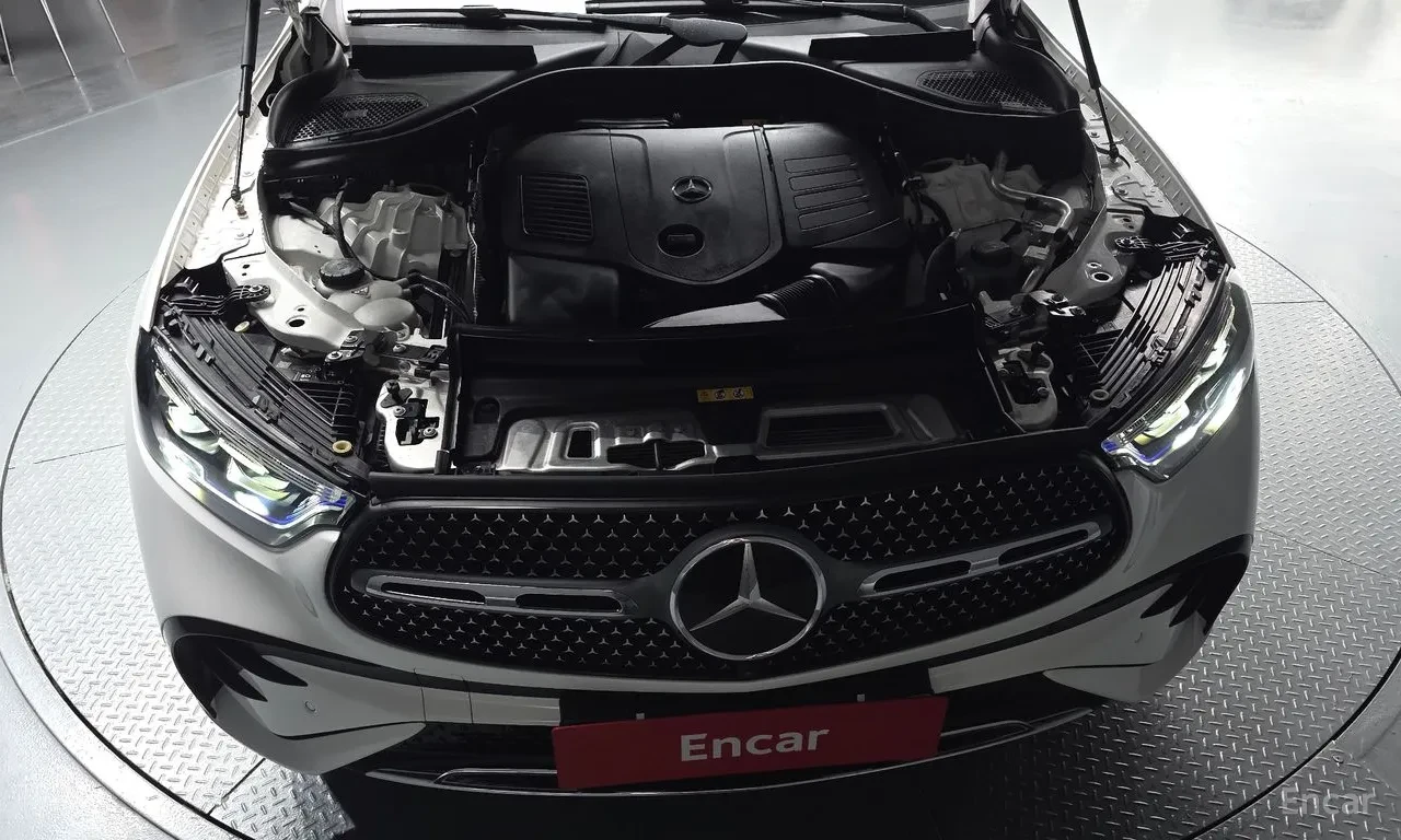 Mercedes-Benz GLC 300 4MATIC | AMG | DISTRONIC | BURMESTER, снимка 5 - Автомобили и джипове - 55522271