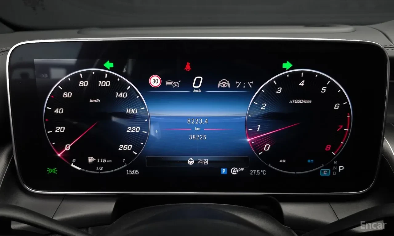 Mercedes-Benz GLC 300 4MATIC | AMG | DISTRONIC | BURMESTER, снимка 13 - Автомобили и джипове - 55522271