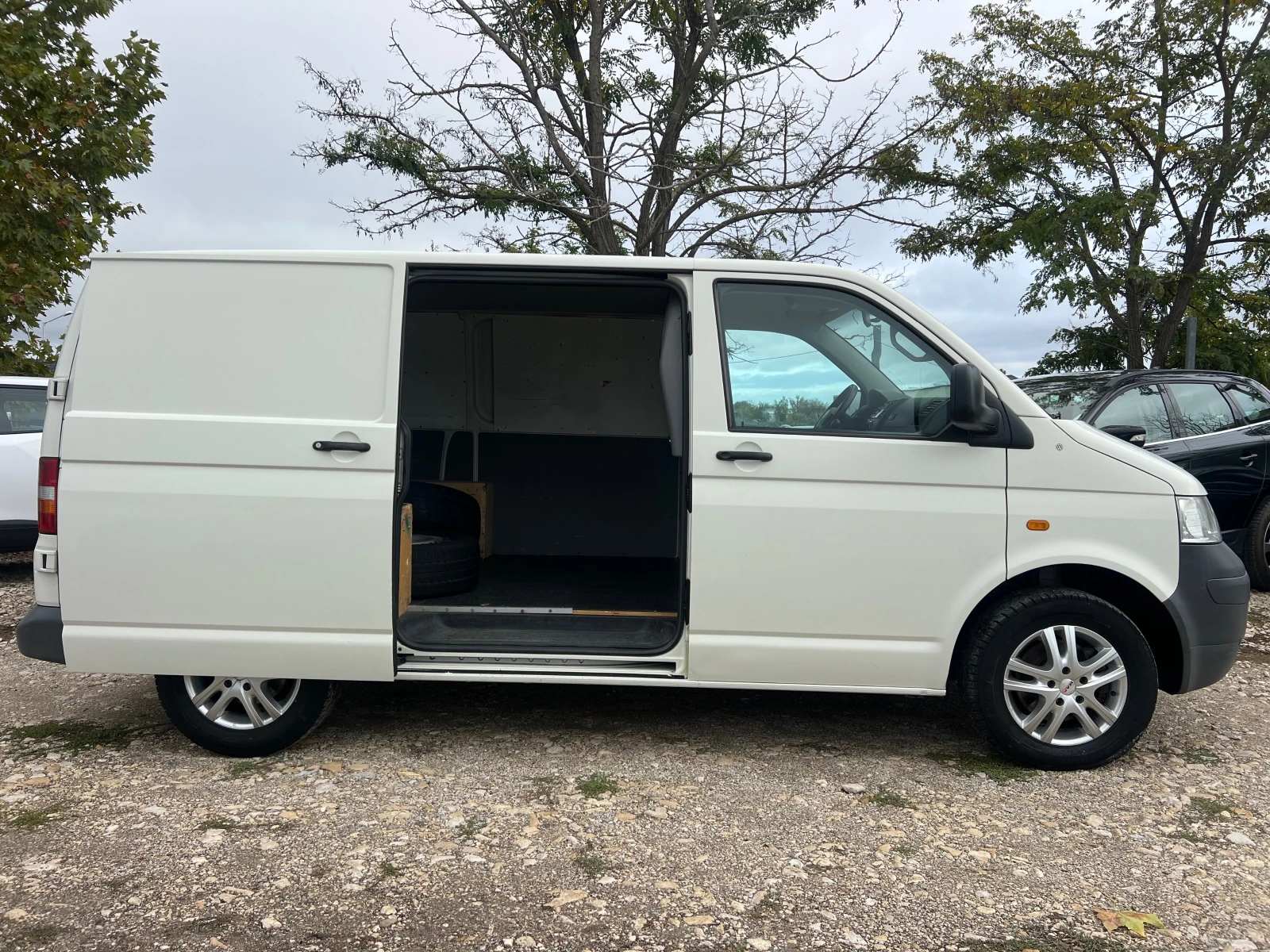VW Transporter T 5 2.5 TDI - изображение 8