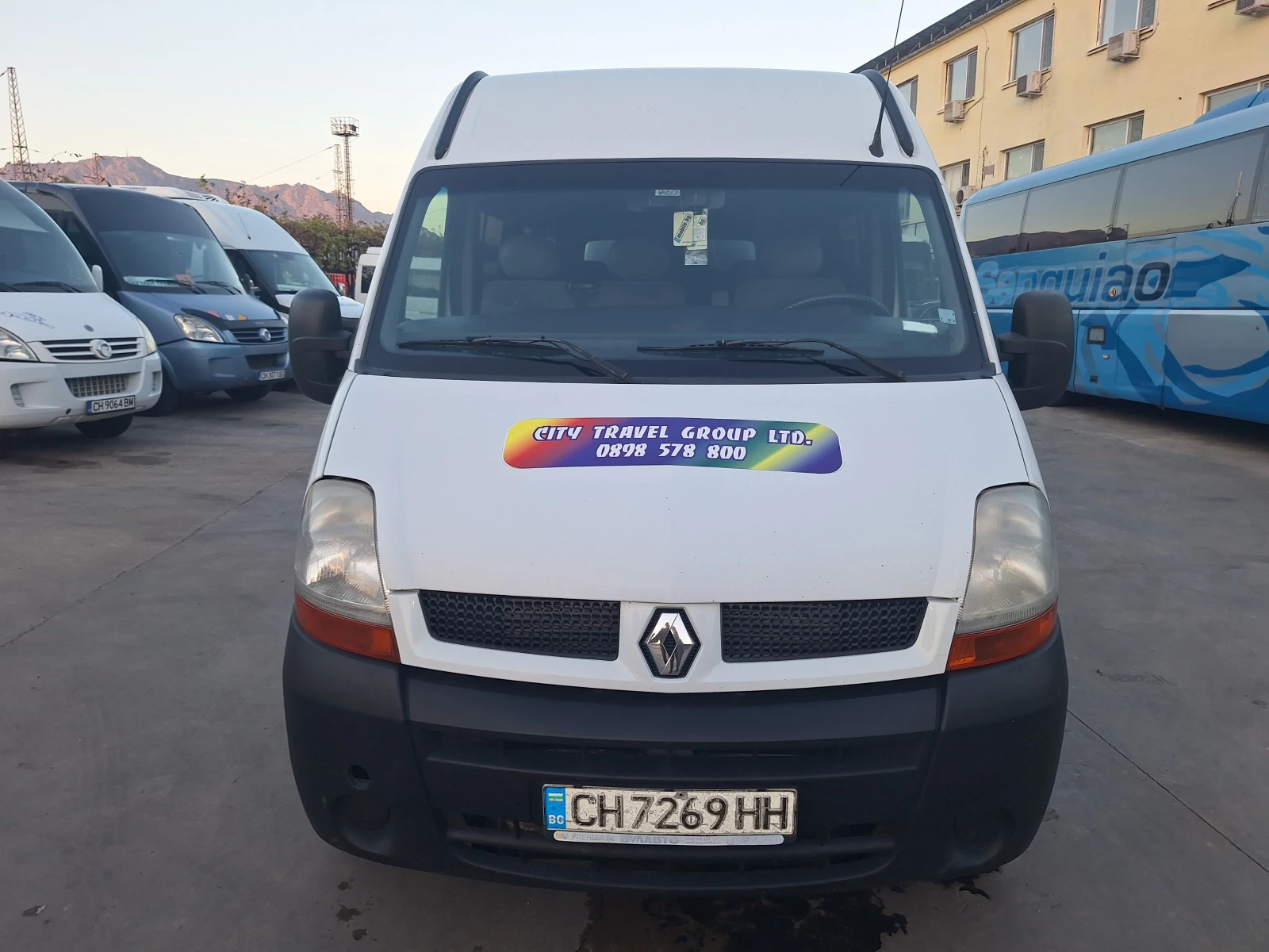 Renault Master, снимка 2 - Бусове и автобуси - 56624965