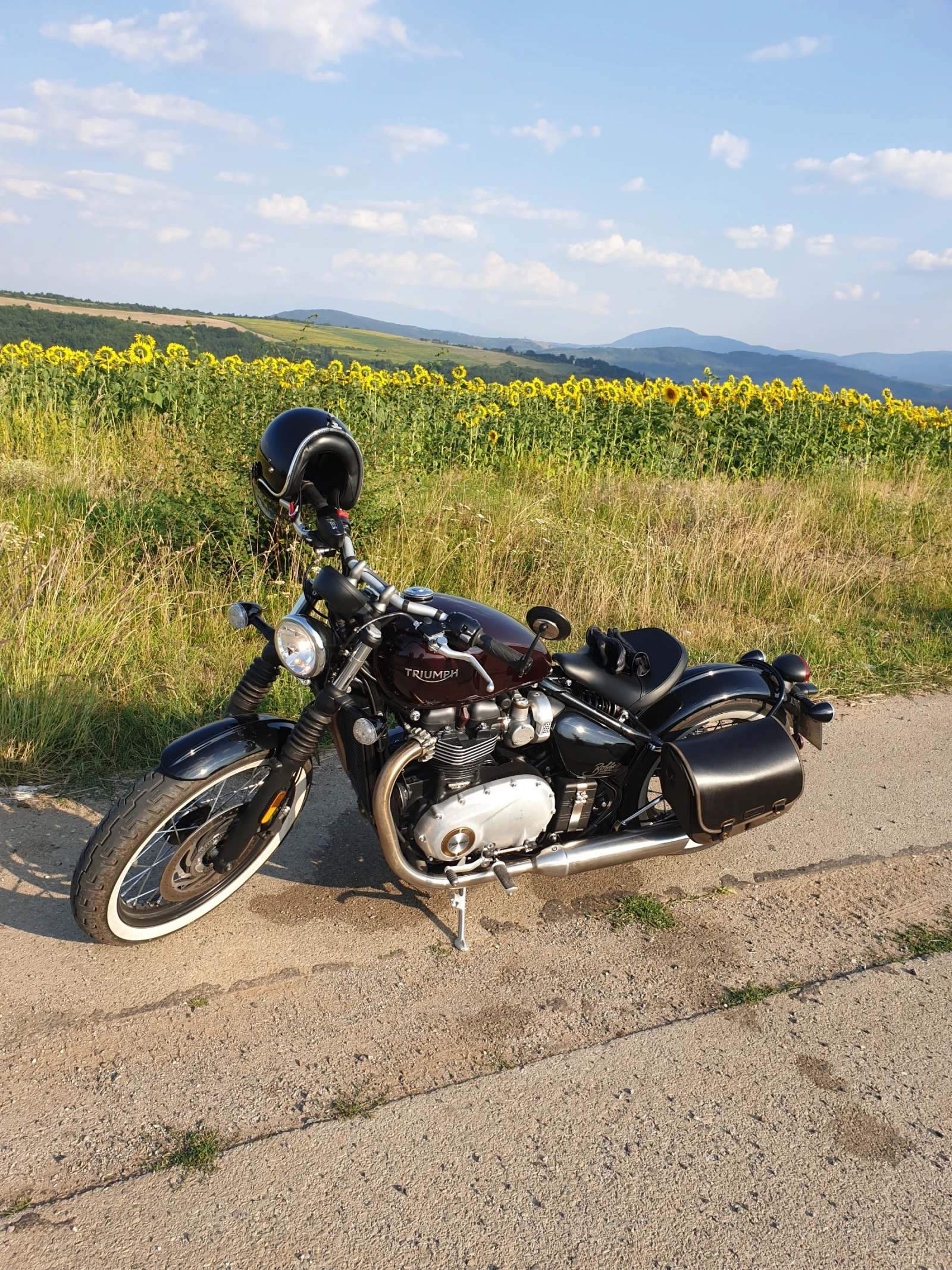 Triumph Bonneville Bober, снимка 2 - Мотоциклети и мототехника - 55076075