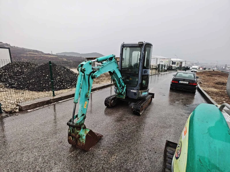 Багер Kobelco НОВ ВНОС 2.5 ТОНА, Кабина, Джойстици  , снимка 10 - Индустриална техника - 53039123