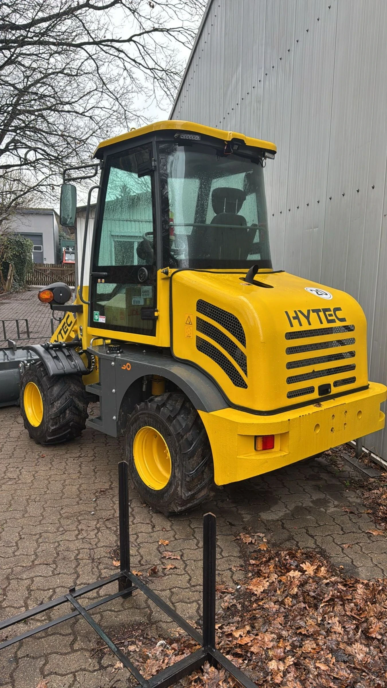 Челен товарач Друга марка Hytec FM 20 нов внос 300 часа, снимка 4 - Индустриална техника - 54169674