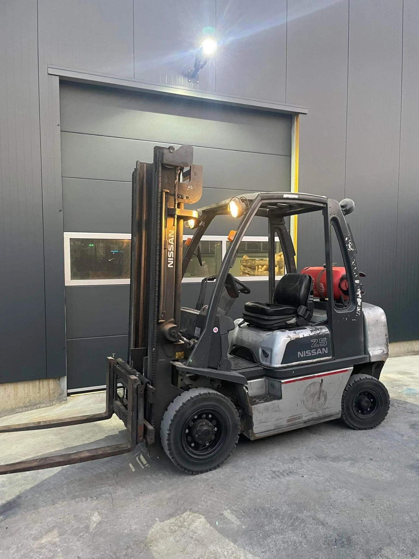 ������� Nissan | Mobile.bg � ����������� 1