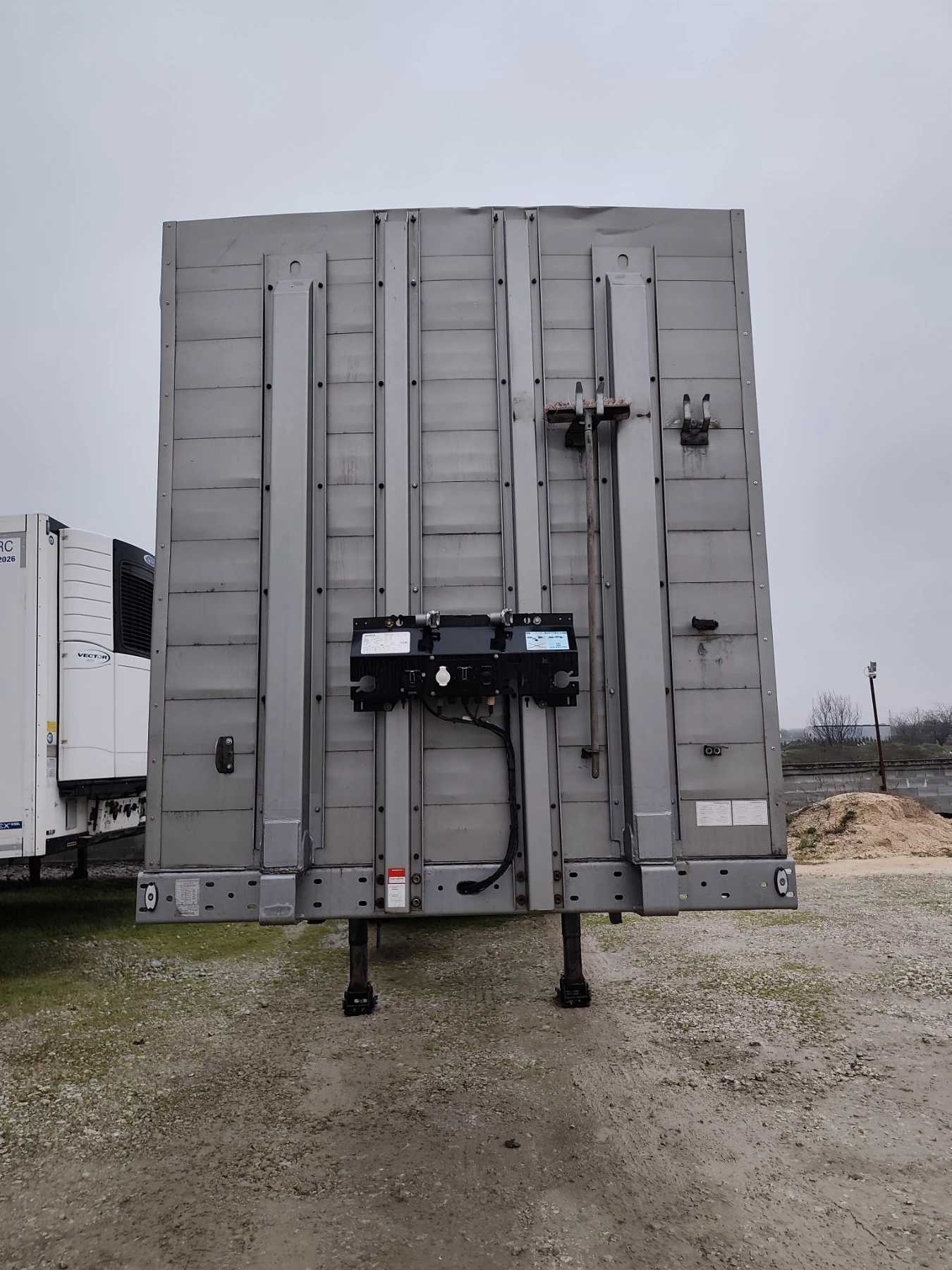 Полуремарке Schwarzmuller S1, снимка 2 - Ремаркета - 54226005